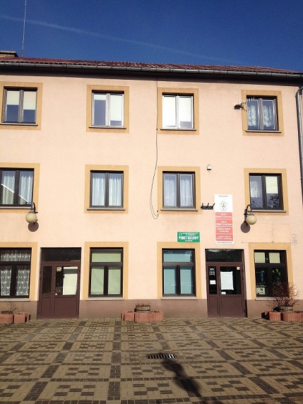 ---- budynek_UG_Zawonia.jpg